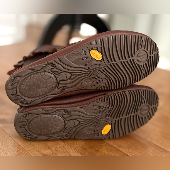 Manitoba Mukluks The Harvester Moccasin - Grain Leather - Picture 6 of 7